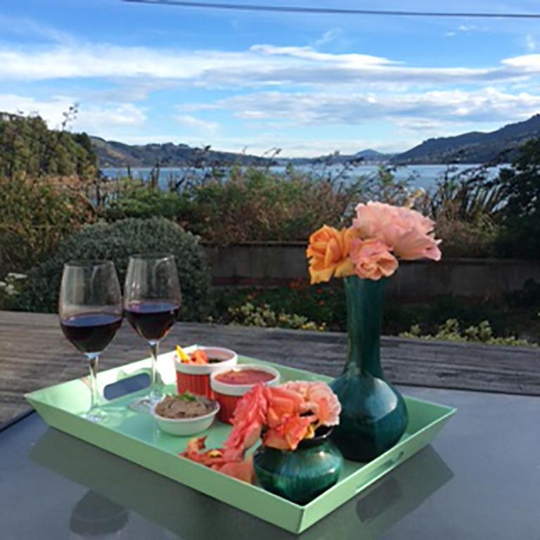 Ferienwohnung Arts Content Harbour View Macandrew Bay Exterior foto