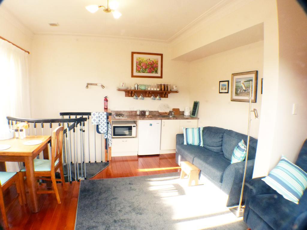 Ferienwohnung Arts Content Harbour View Macandrew Bay Exterior foto